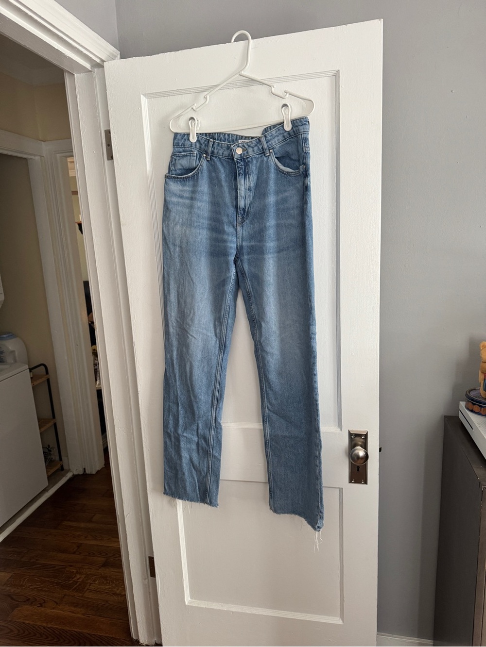 Zara Straight Leg Women’s Jeans Size 12